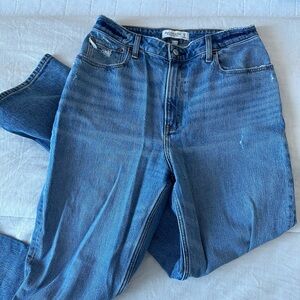 Abercrombie 90s relaxed 90s high rise Jean